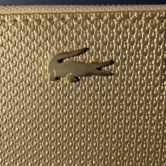 Lacoste Gold Textured Wallet Wristlet NWOT - Picture 3 of 6
